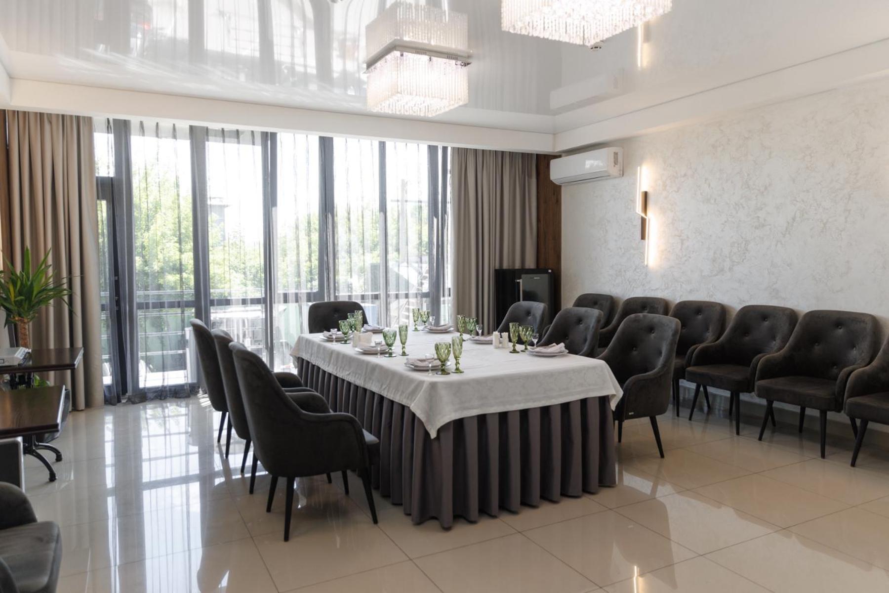 Sobkoff Hotel Khmelʼnytsʼkyy Kültér fotó