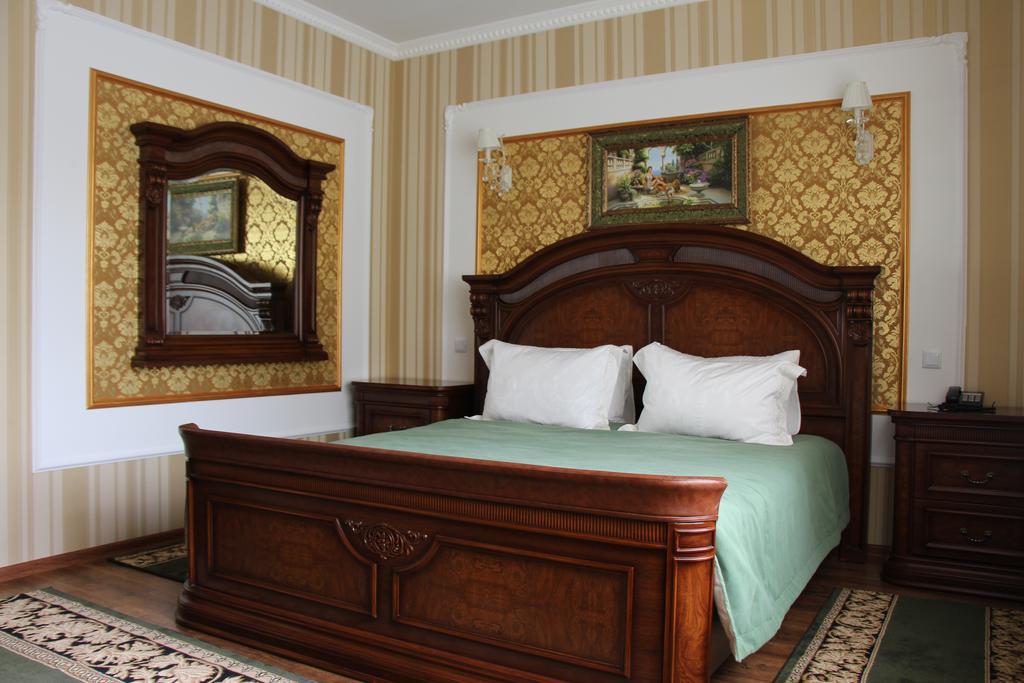 Sobkoff Hotel Khmelʼnytsʼkyy Szoba fotó