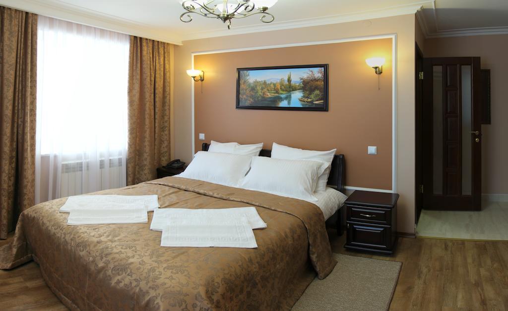 Sobkoff Hotel Khmelʼnytsʼkyy Szoba fotó